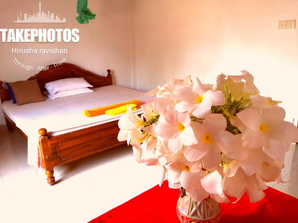Golden Town Hotel Tangalle Buitenkant foto