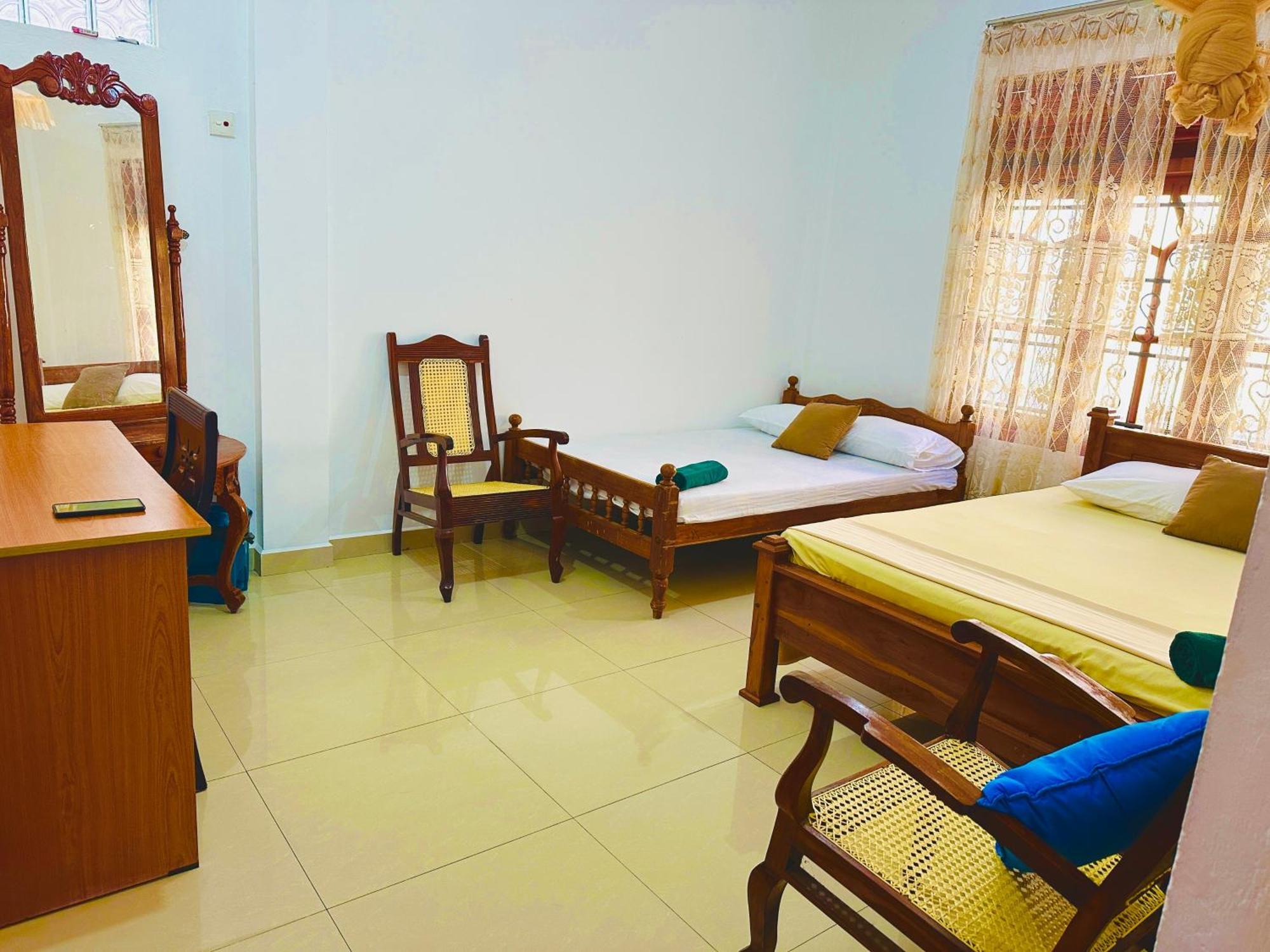 Golden Town Hotel Tangalle Buitenkant foto