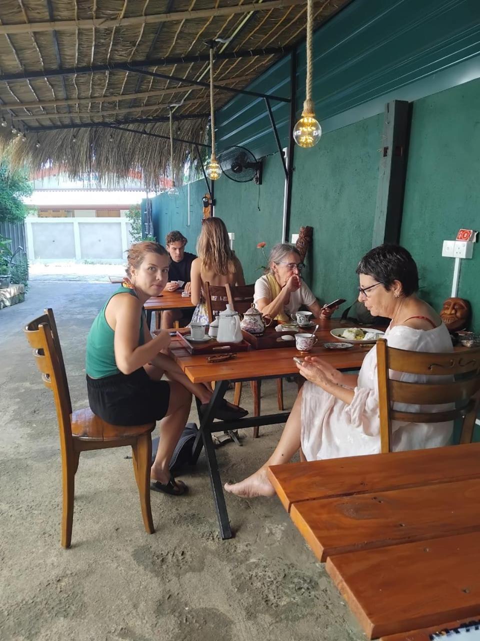Golden Town Hotel Tangalle Buitenkant foto